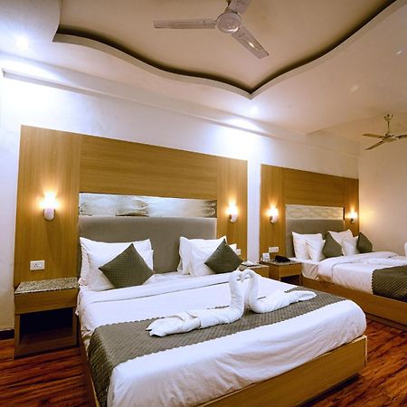 Grand Legacy Beacon, Dehradun Hotel Exterior foto