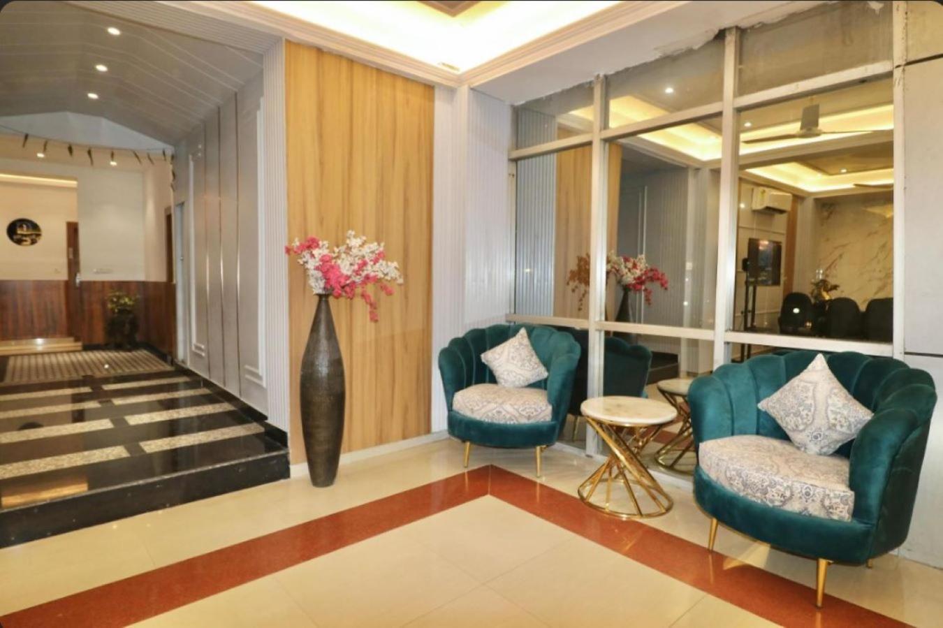Grand Legacy Beacon, Dehradun Hotel Exterior foto