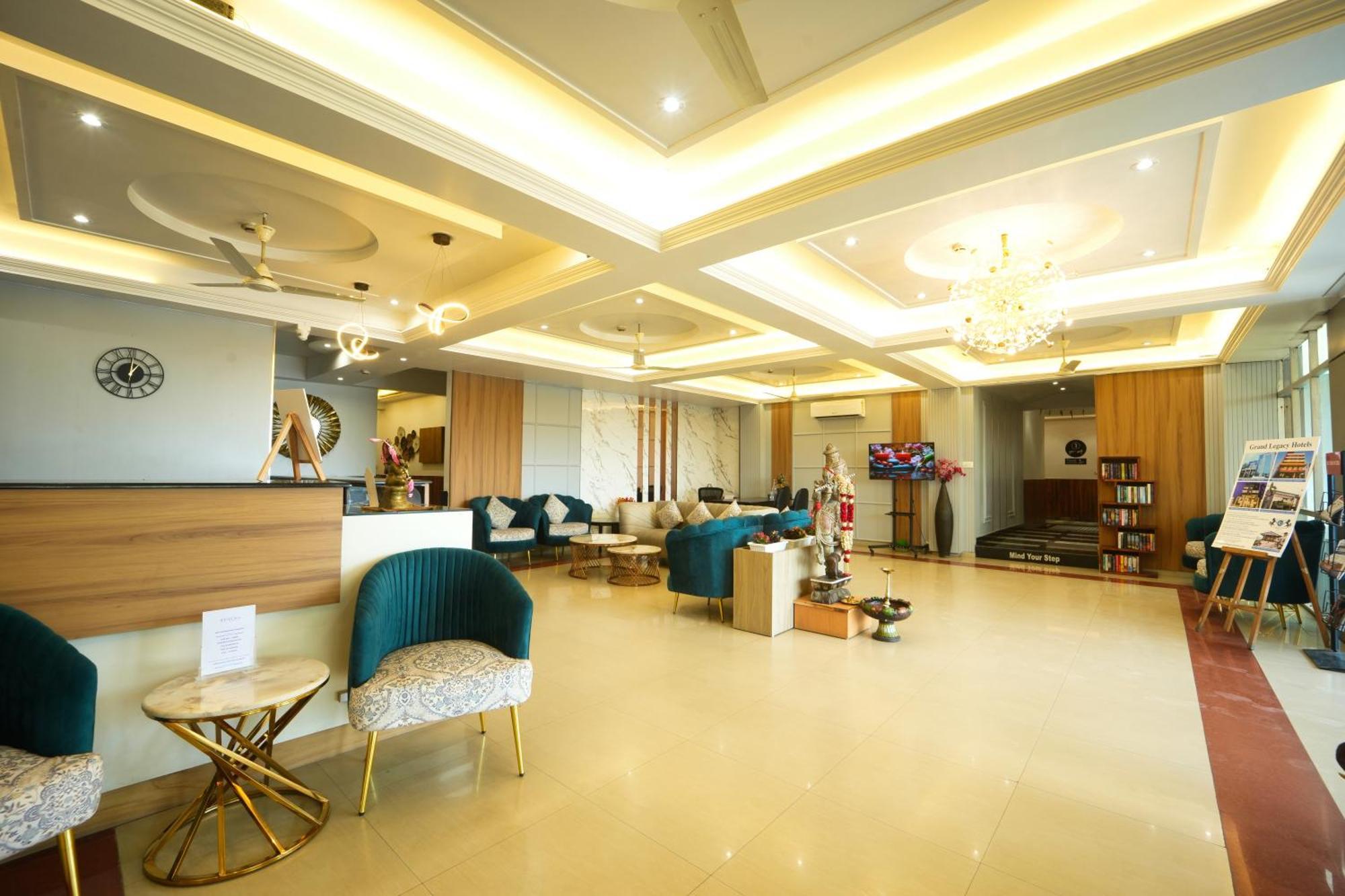 Grand Legacy Beacon, Dehradun Hotel Exterior foto
