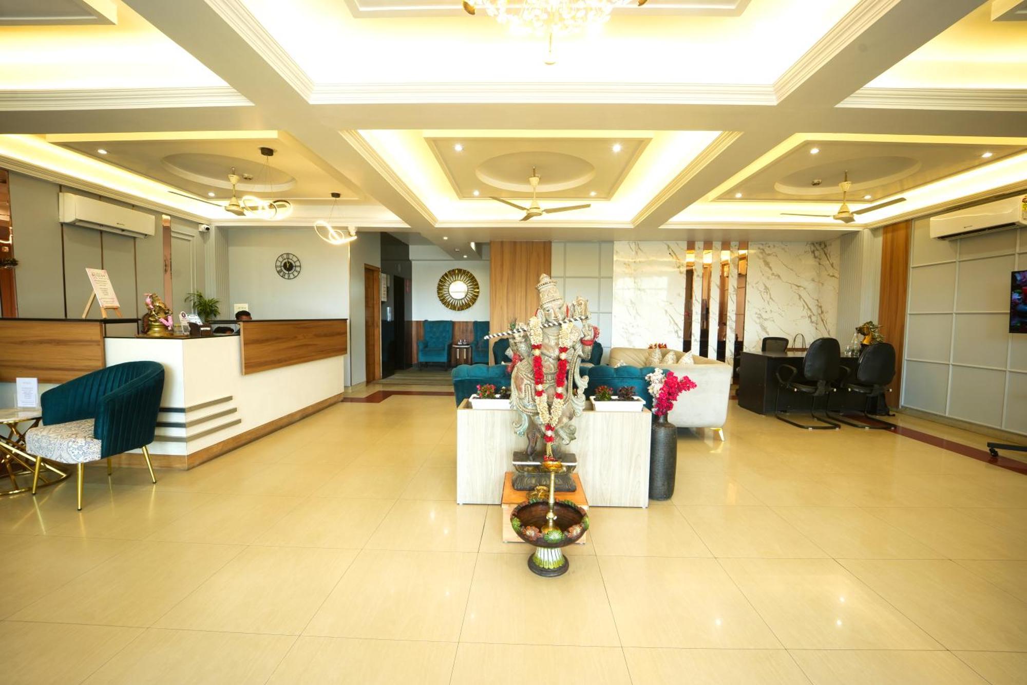 Grand Legacy Beacon, Dehradun Hotel Exterior foto